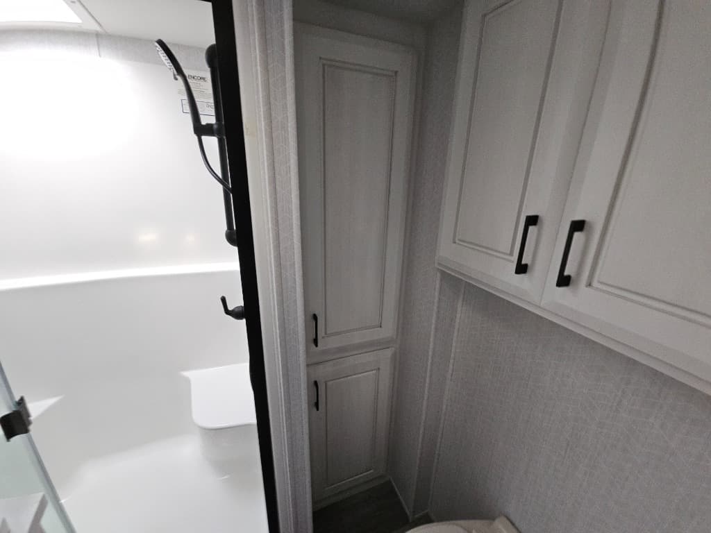 2023 DRV 2023 DRV Mobile Suites MS - thumbnail 32