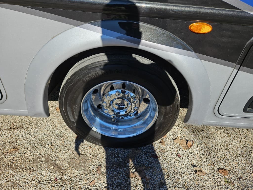 2024 Thor Motor Coach 2024 Thor Motor Coach Omni - thumbnail 53