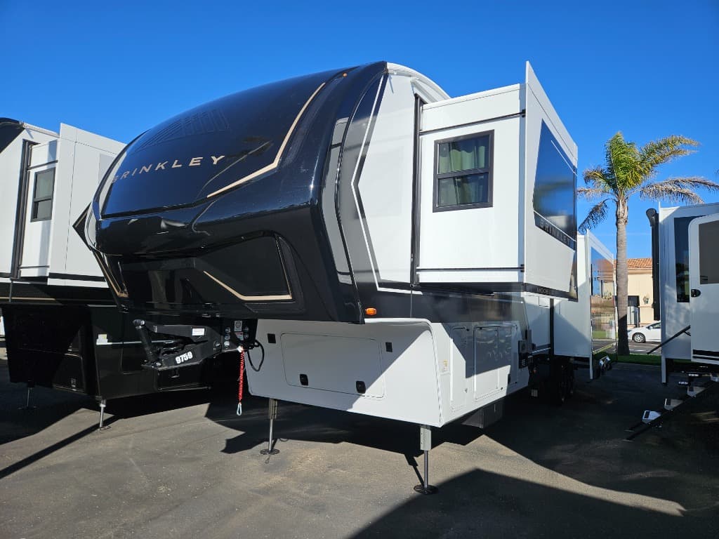 2026 Brinkley RV 2026 Brinkley RV Model Z - thumbnail 6