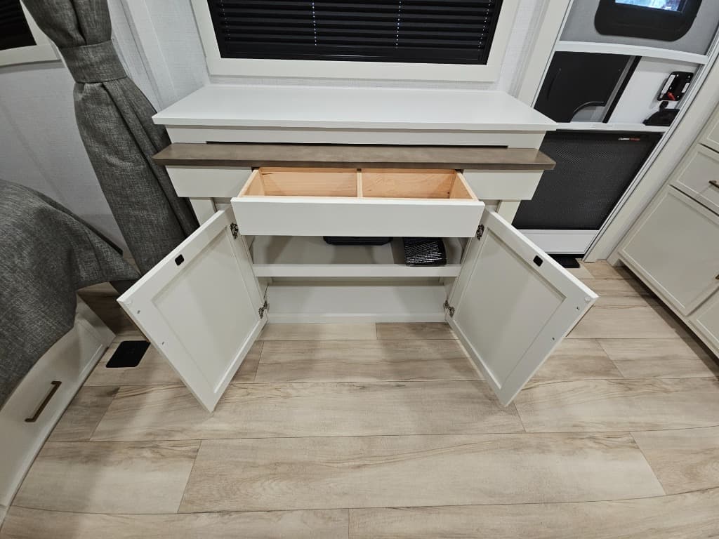 2026 Brinkley RV 2026 Brinkley RV Model I - thumbnail 10