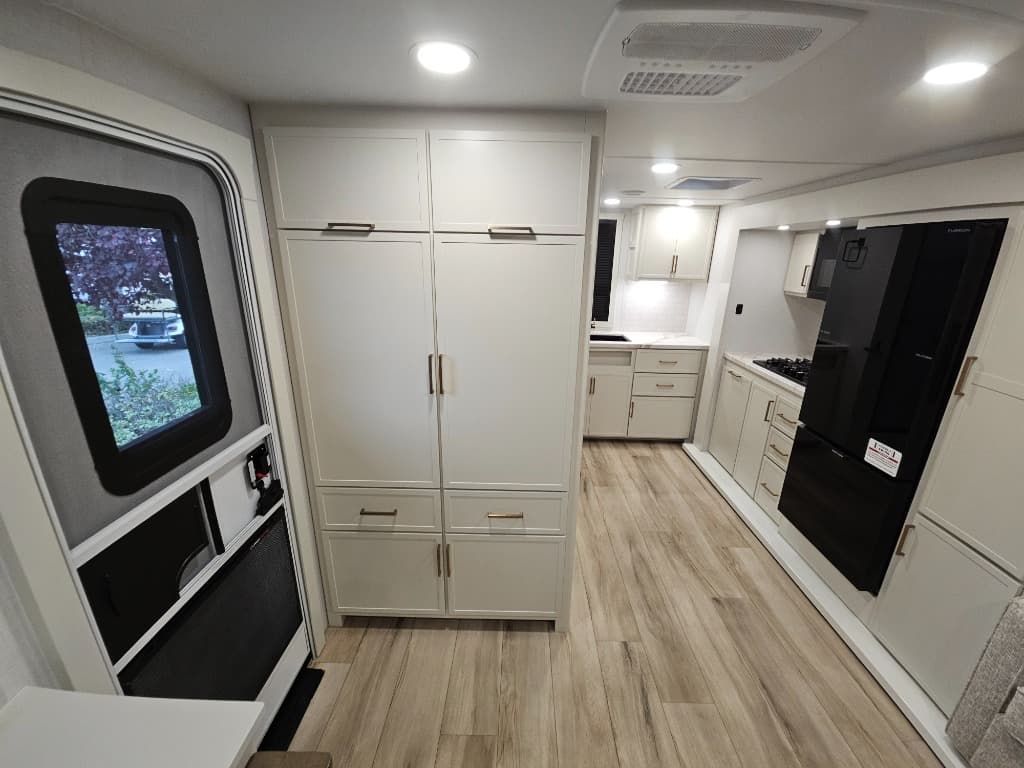 2026 Brinkley RV 2026 Brinkley RV Model I - thumbnail 12