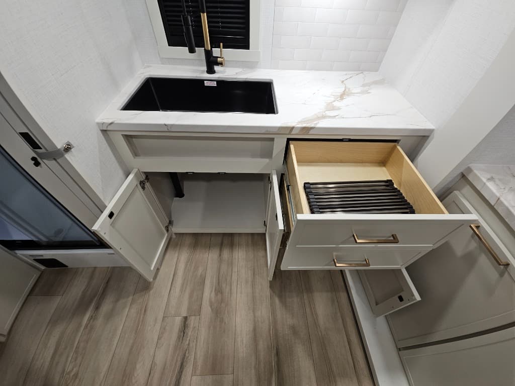 2026 Brinkley RV 2026 Brinkley RV Model I - thumbnail 25