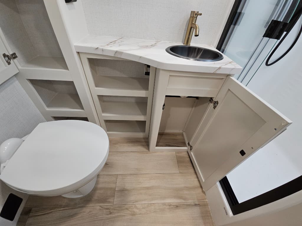 2026 Brinkley RV 2026 Brinkley RV Model I - thumbnail 36