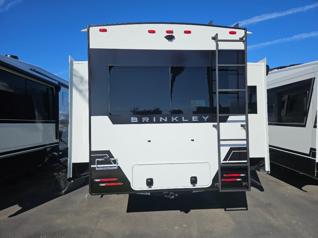 2026 Brinkley RV 2026 Brinkley RV Model Z - thumbnail 3