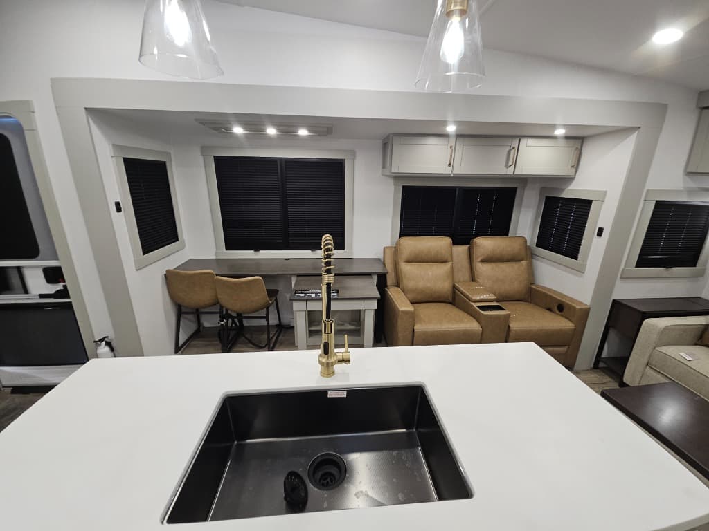 2026 Brinkley RV 2026 Brinkley RV Model Z - thumbnail 9