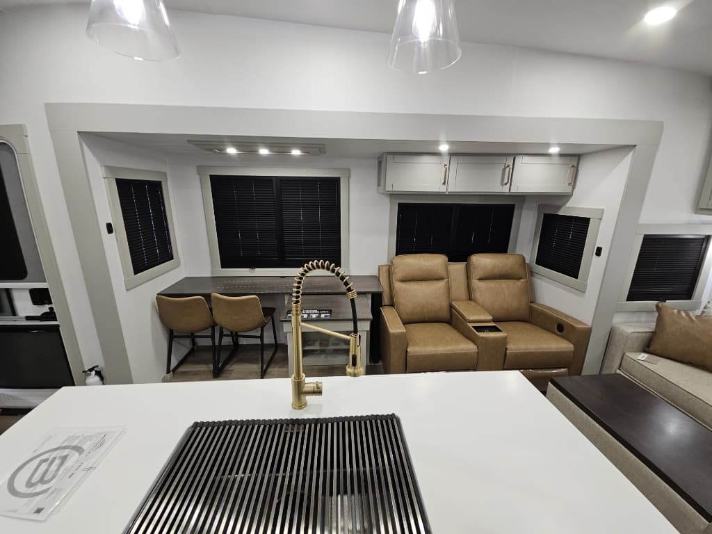 2026 Brinkley RV 2026 Brinkley RV Model Z - thumbnail 9