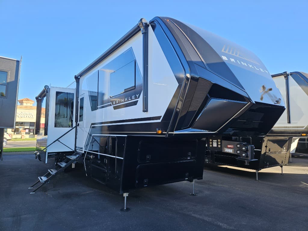 2026 Brinkley RV 2026 Brinkley RV Model G - image 1