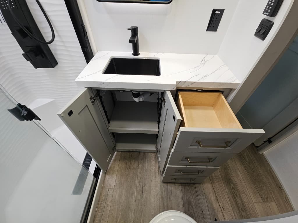 2026 Brinkley RV 2026 Brinkley RV Model G - thumbnail 45