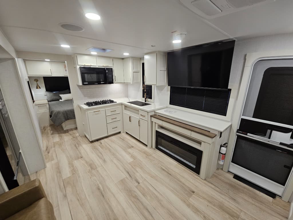 2026 Brinkley RV 2026 Brinkley RV Model I - thumbnail 7