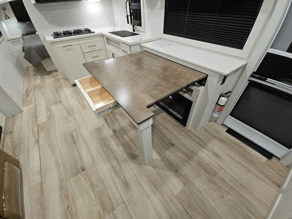 2026 Brinkley RV 2026 Brinkley RV Model I - thumbnail 11