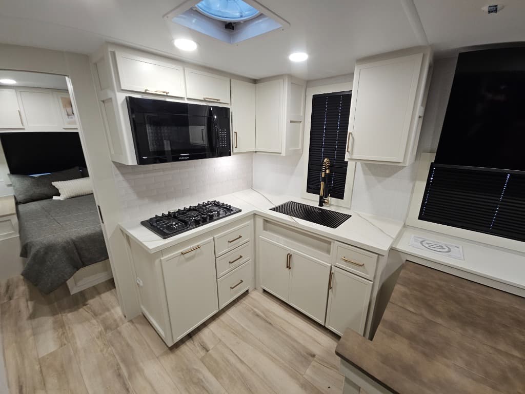 2026 Brinkley RV 2026 Brinkley RV Model I - thumbnail 12