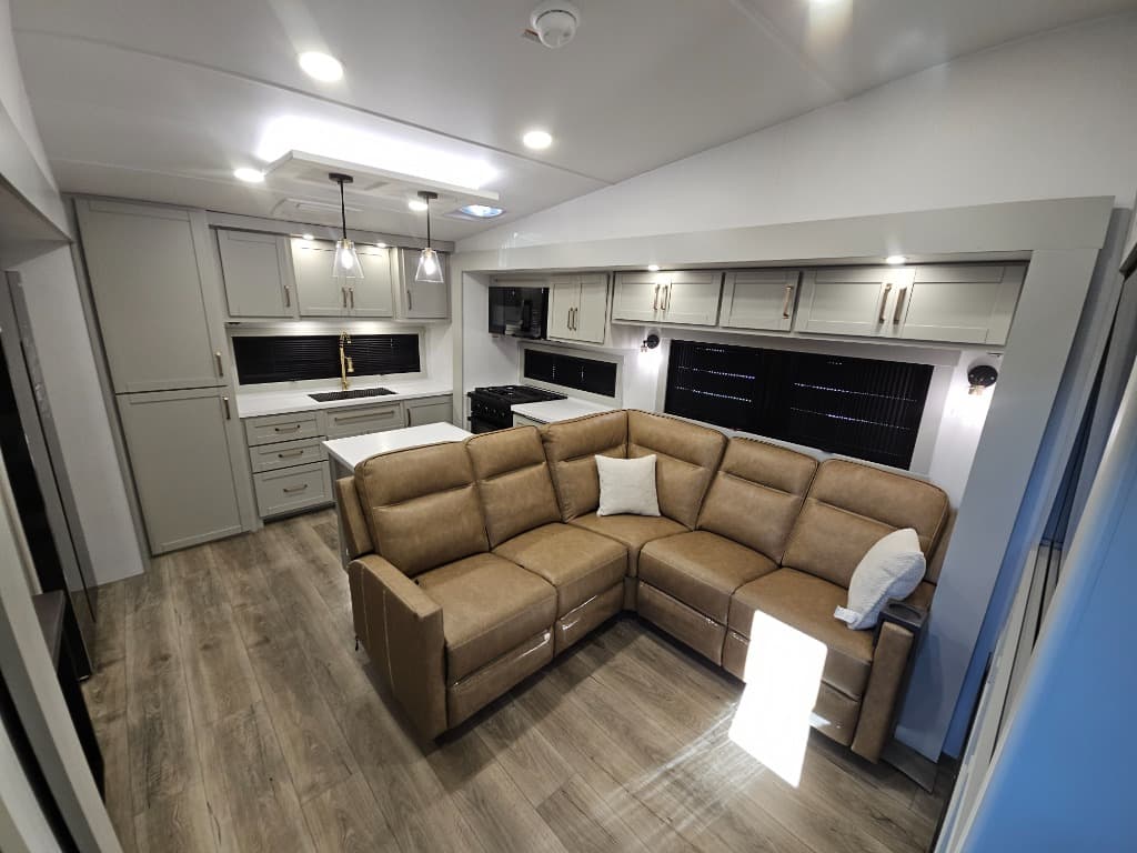 2026 Brinkley RV 2026 Brinkley RV Model Z - thumbnail 7