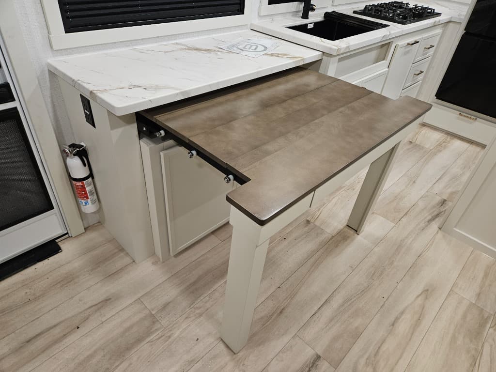 2026 Brinkley RV 2026 Brinkley RV Model I - thumbnail 10