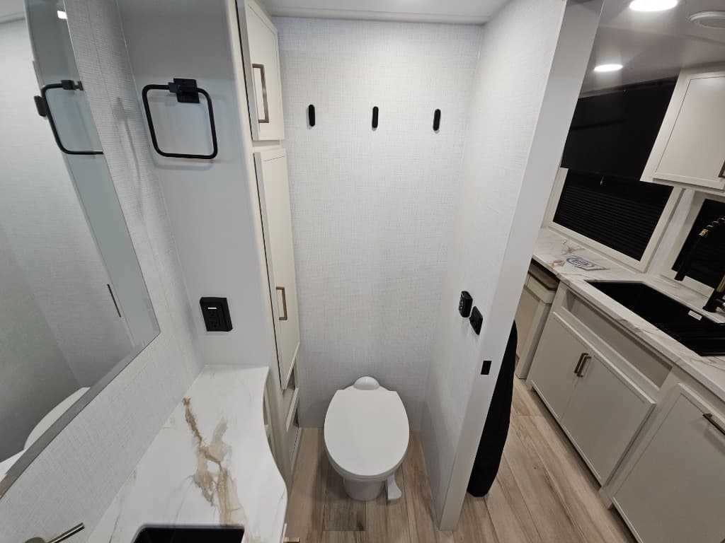 2026 Brinkley RV 2026 Brinkley RV Model I - thumbnail 23