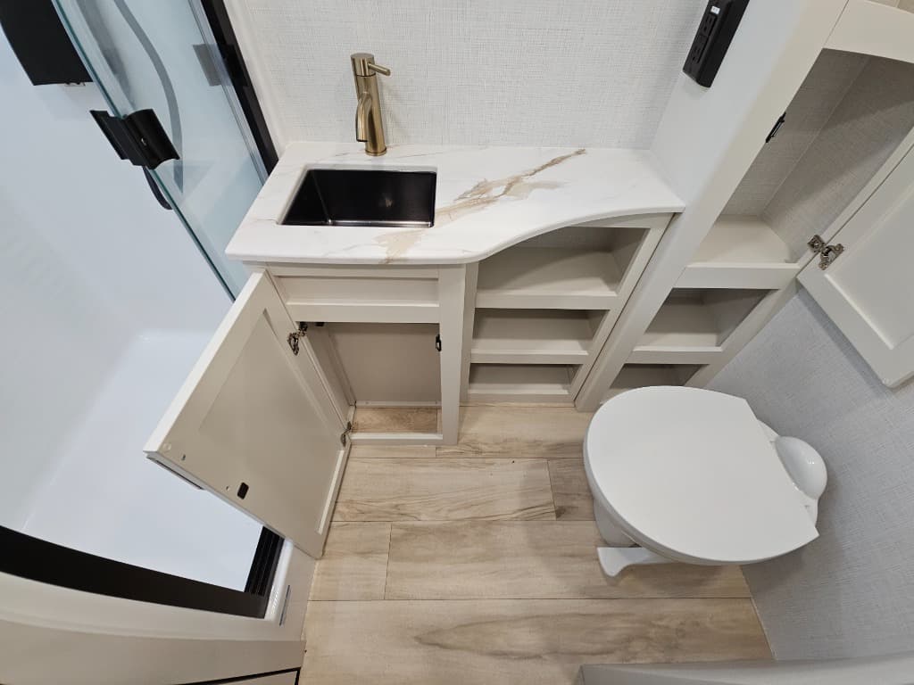 2026 Brinkley RV 2026 Brinkley RV Model I - thumbnail 25