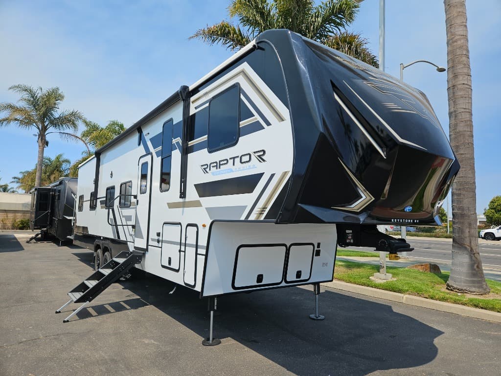 2025 Keystone RV Carbon 363