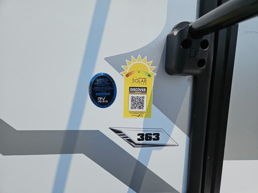 2025 Keystone RV 2025 Keystone RV Carbon - thumbnail 17