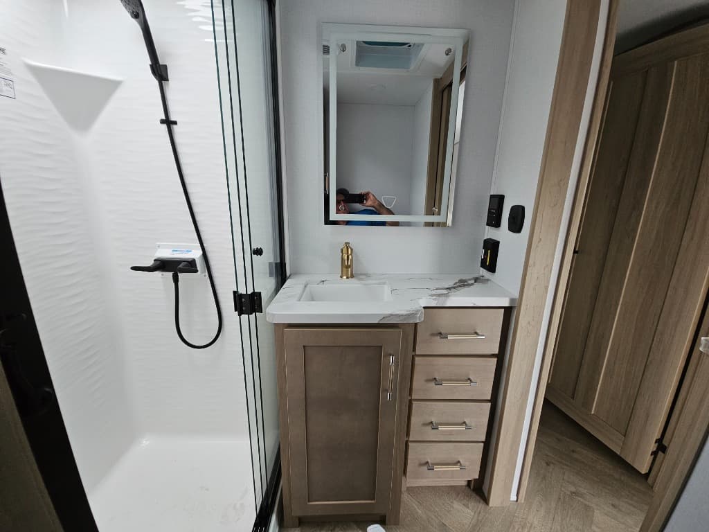 2025 Keystone RV 2025 Keystone RV Carbon - thumbnail 45