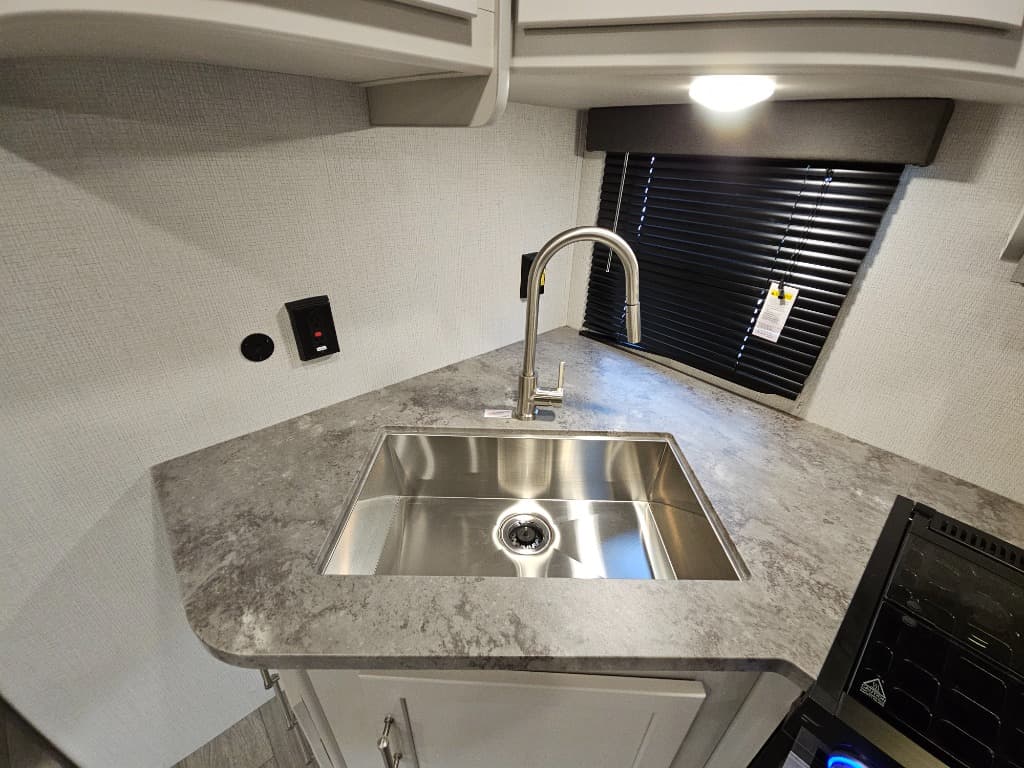 2025 Keystone RV 2025 Keystone RV Keystone Cougar - thumbnail 28