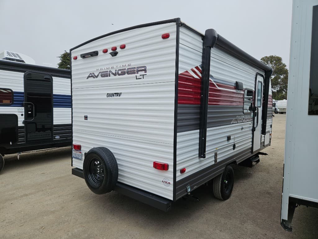 2024 Prime Time RV 2024 Prime Time RV Avenger - thumbnail 2