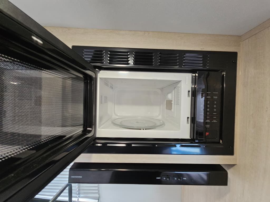 2024 Prime Time RV 2024 Prime Time RV Avenger - thumbnail 15