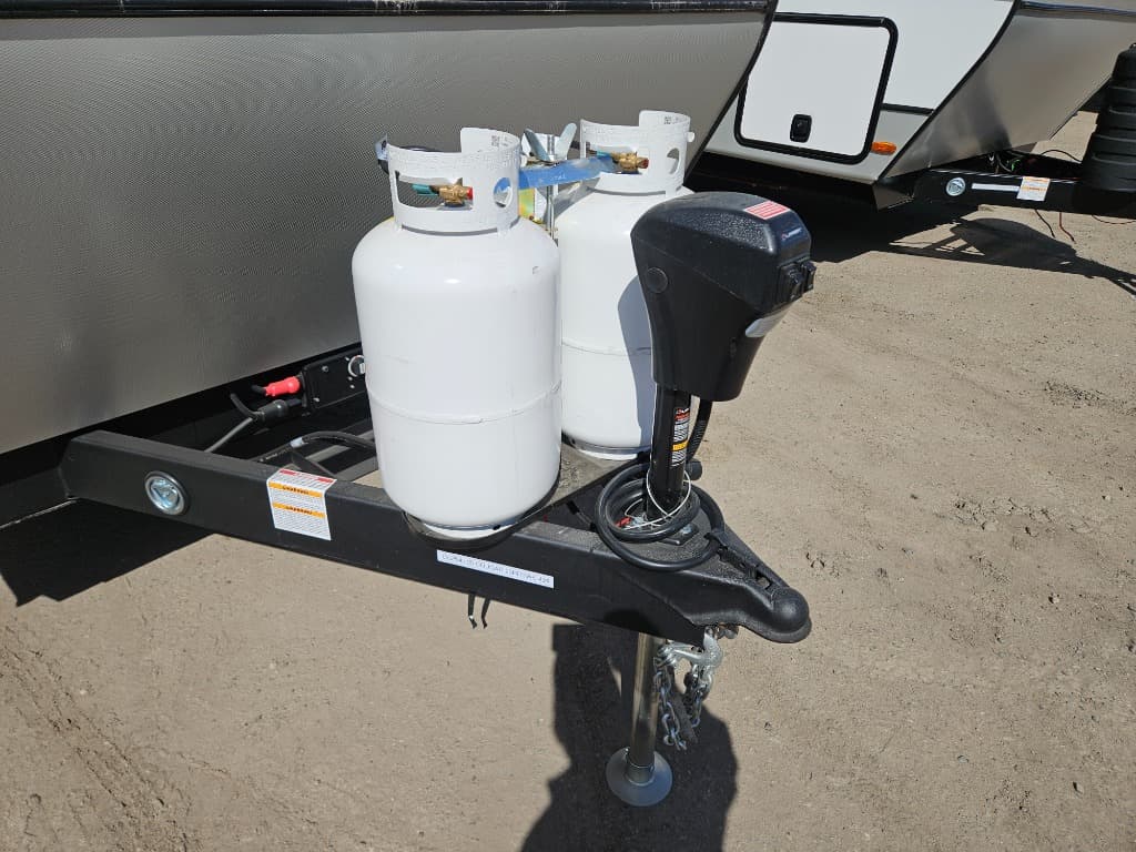 2025 Keystone RV 2025 Keystone RV Cougar Half-Ton - thumbnail 39