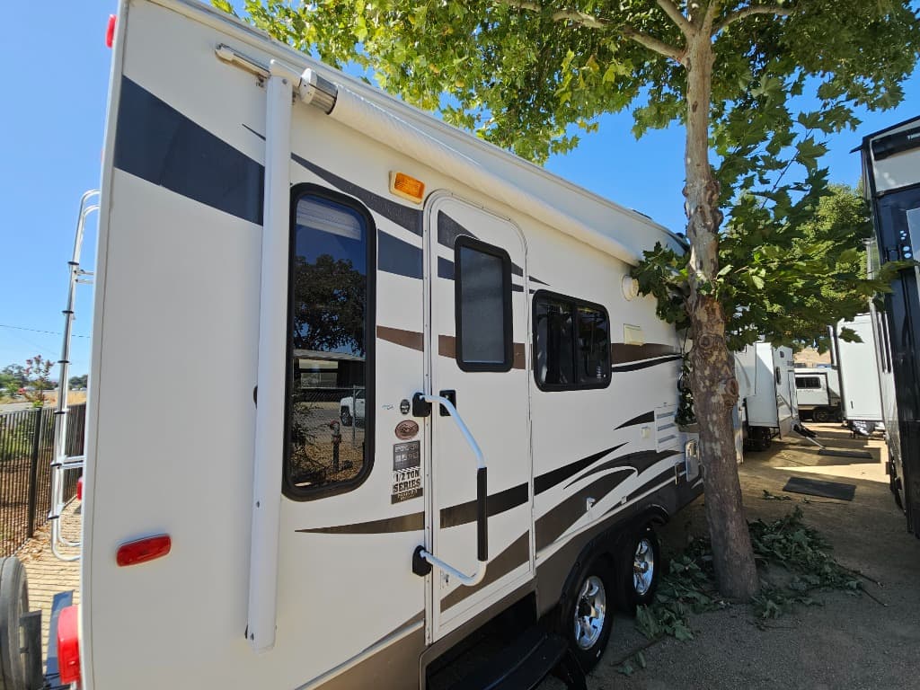 2012 Keystone RV 2012 Keystone RV Keystone Cougar - thumbnail 47