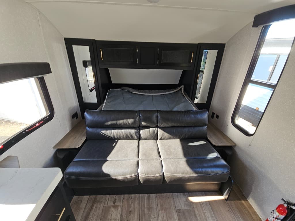 2022 Forest River 2022 Forest River Cherokee Grey Wolf - thumbnail 28