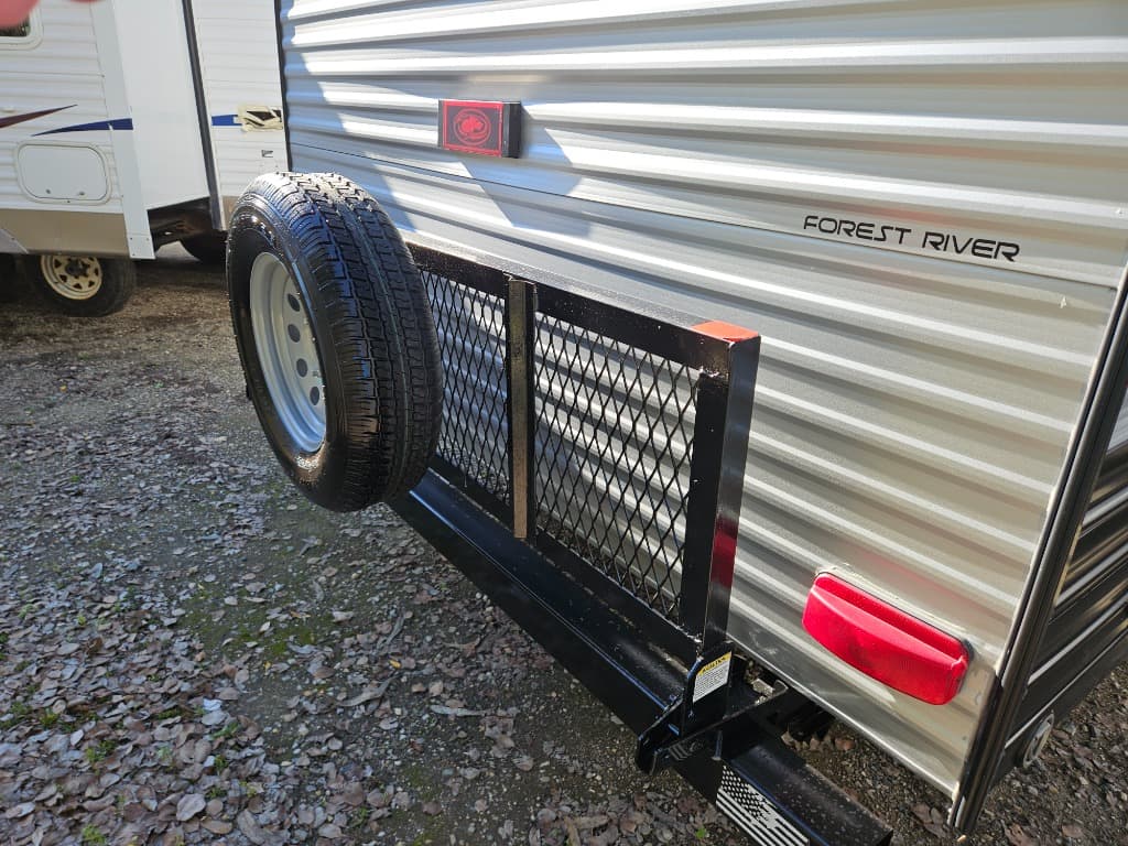 2022 Forest River 2022 Forest River Cherokee Grey Wolf - thumbnail 42