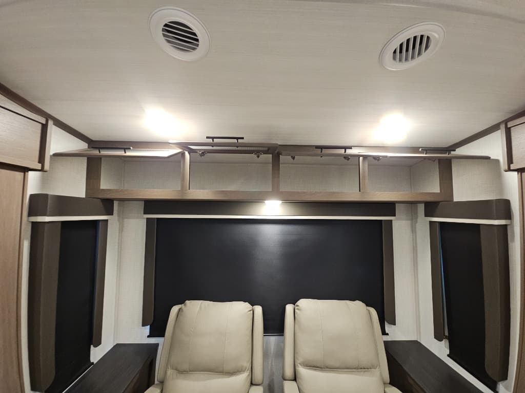 2026 Keystone RV 2026 Keystone RV Cougar Half-Ton - thumbnail 18