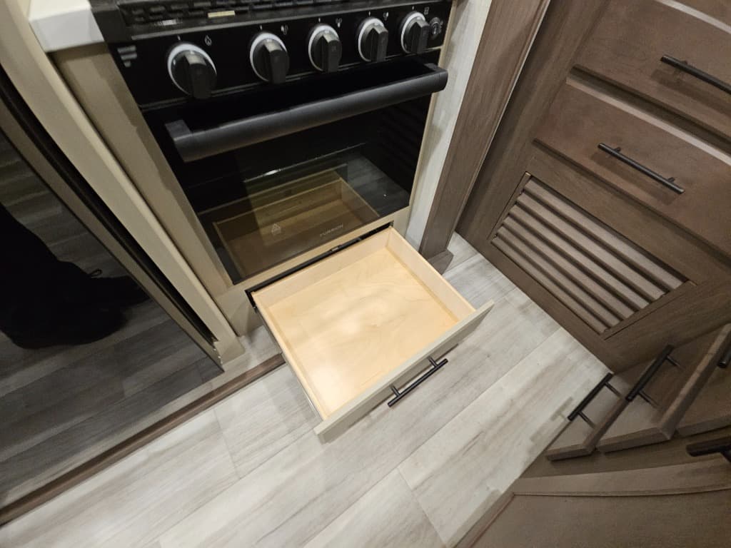 2026 Keystone RV 2026 Keystone RV Cougar Half-Ton - thumbnail 29