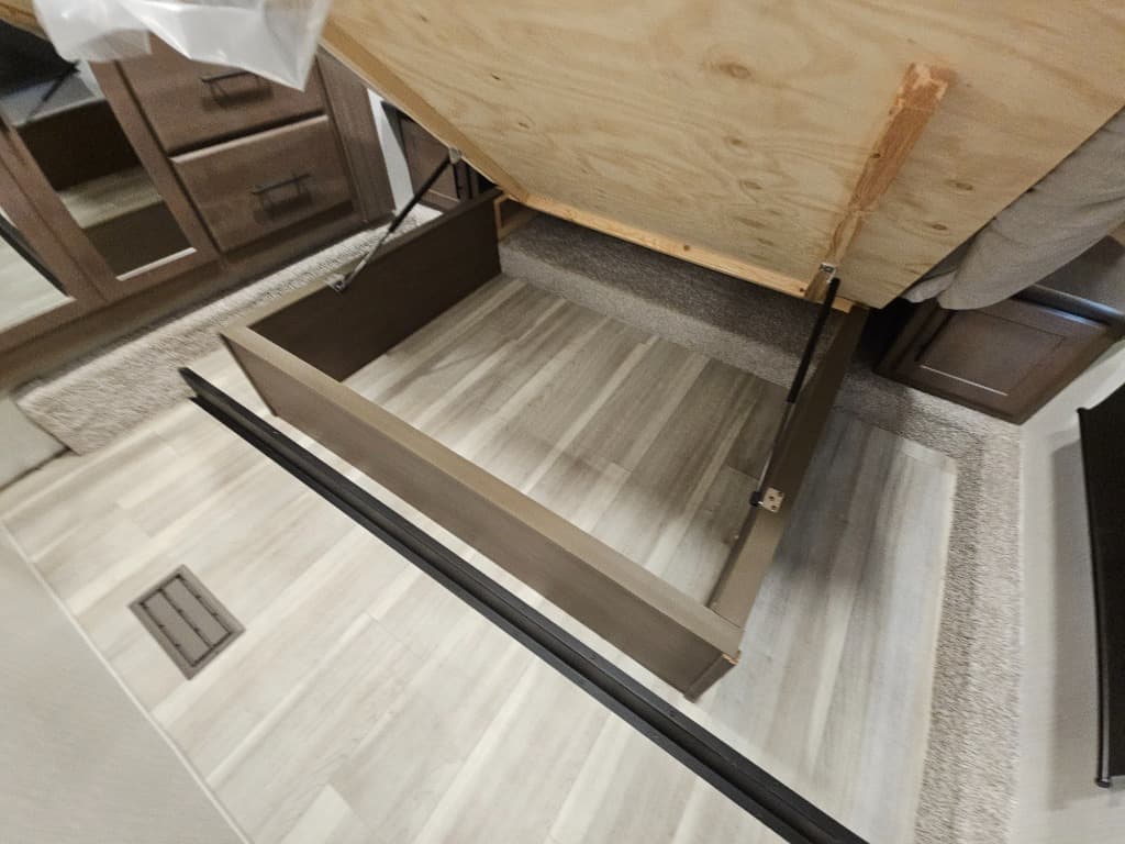 2026 Keystone RV 2026 Keystone RV Cougar Half-Ton - thumbnail 46