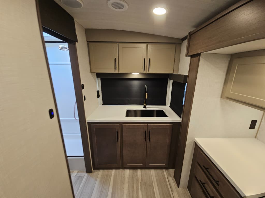 2026 Keystone RV 2026 Keystone RV Cougar Half-Ton - thumbnail 25