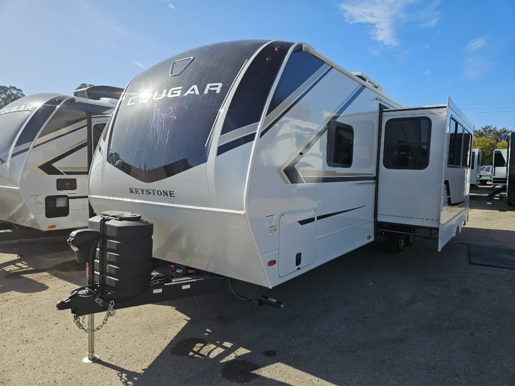 2026 Keystone RV 2026 Keystone RV Cougar Half-Ton - thumbnail 6