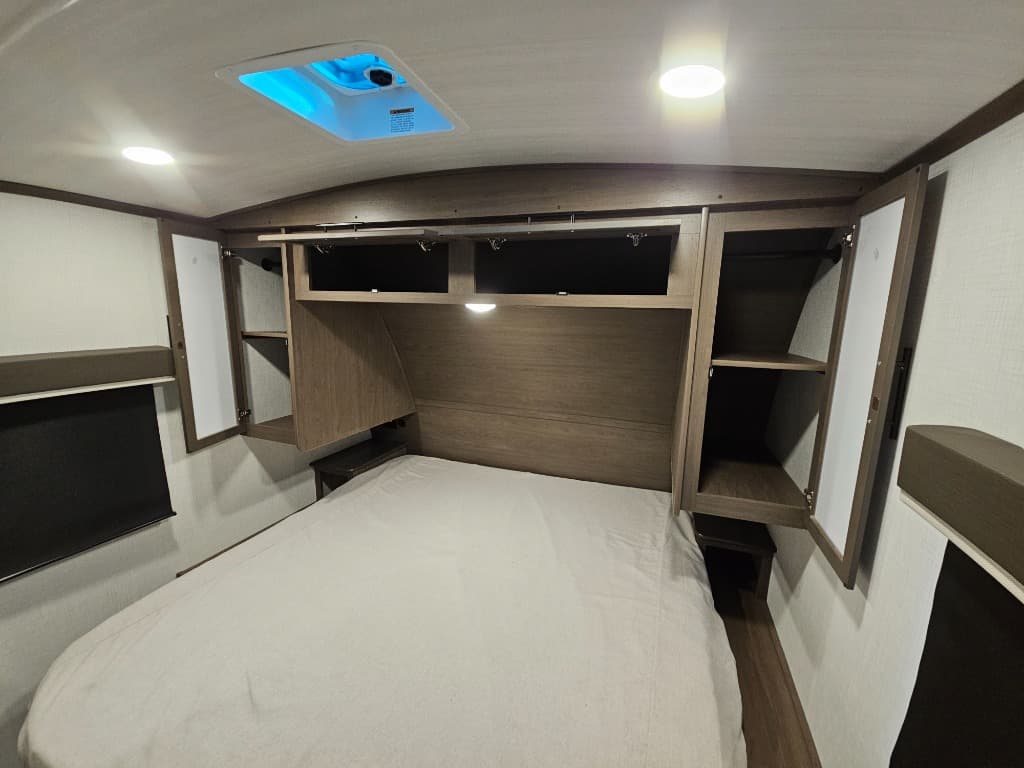 2026 Keystone RV 2026 Keystone RV Cougar Half-Ton - thumbnail 45