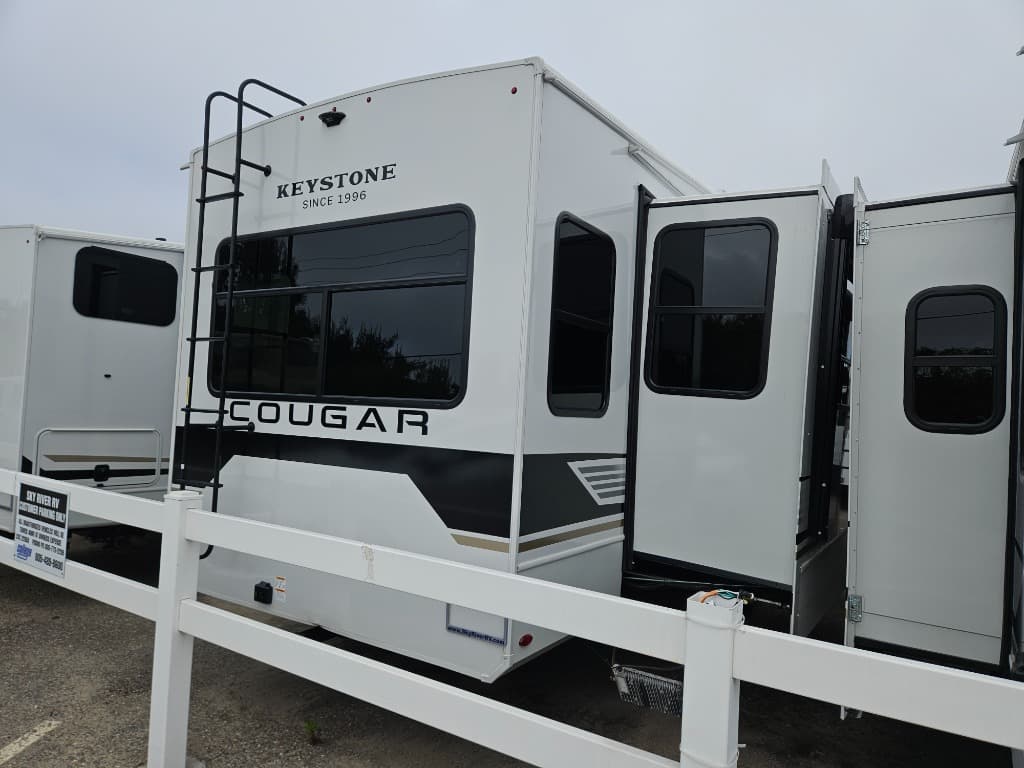 2026 Keystone RV 2026 Keystone RV Cougar - thumbnail 2