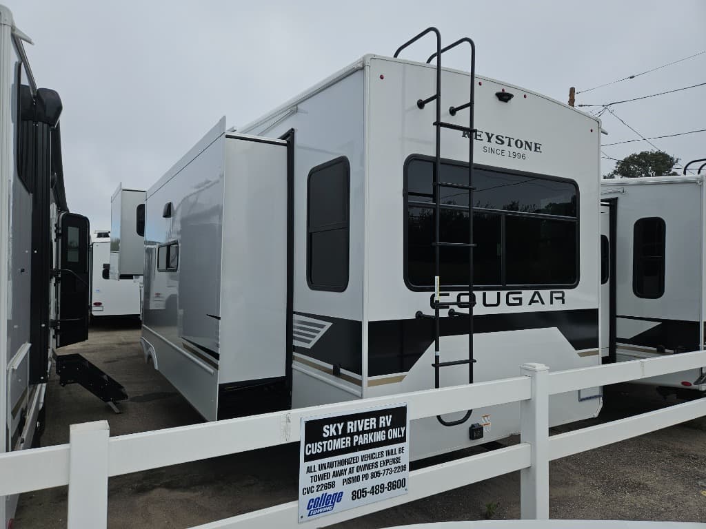 2026 Keystone RV 2026 Keystone RV Cougar - thumbnail 4