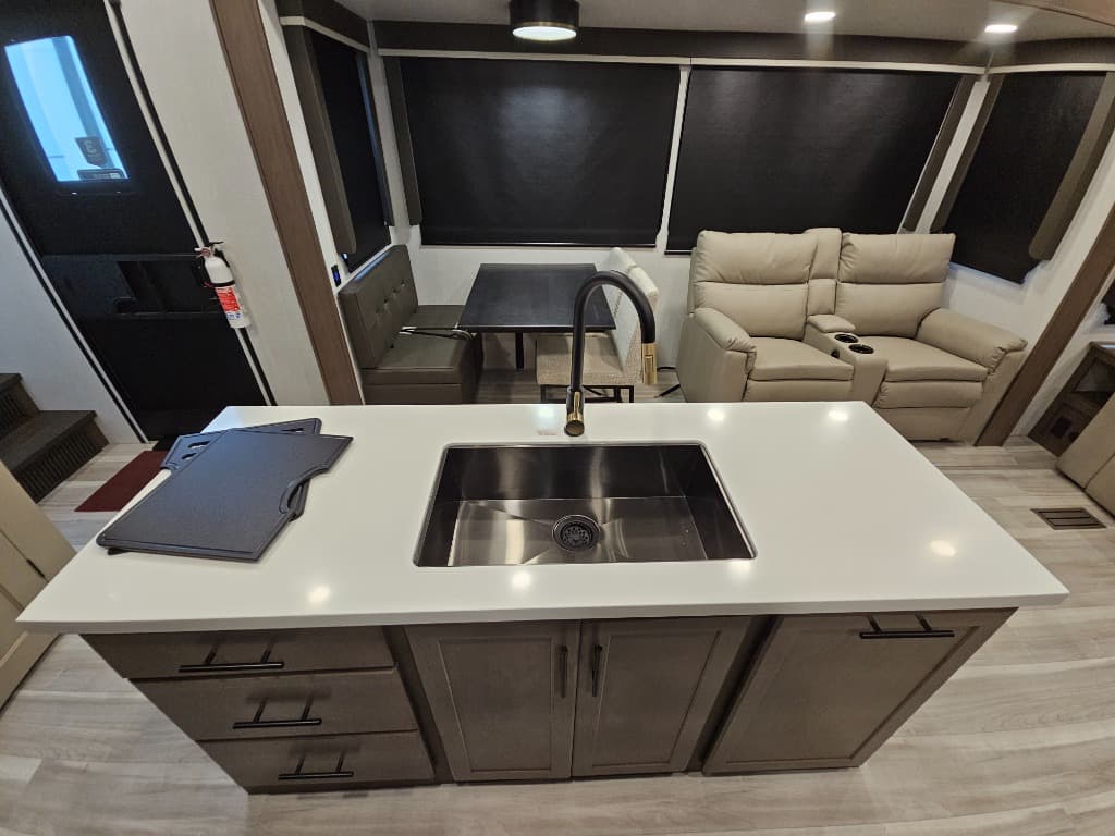 2026 Keystone RV 2026 Keystone RV Cougar - thumbnail 30