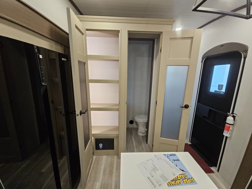 2026 Keystone RV 2026 Keystone RV Cougar - thumbnail 33