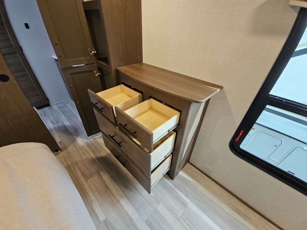 2026 Keystone RV 2026 Keystone RV Cougar - thumbnail 44