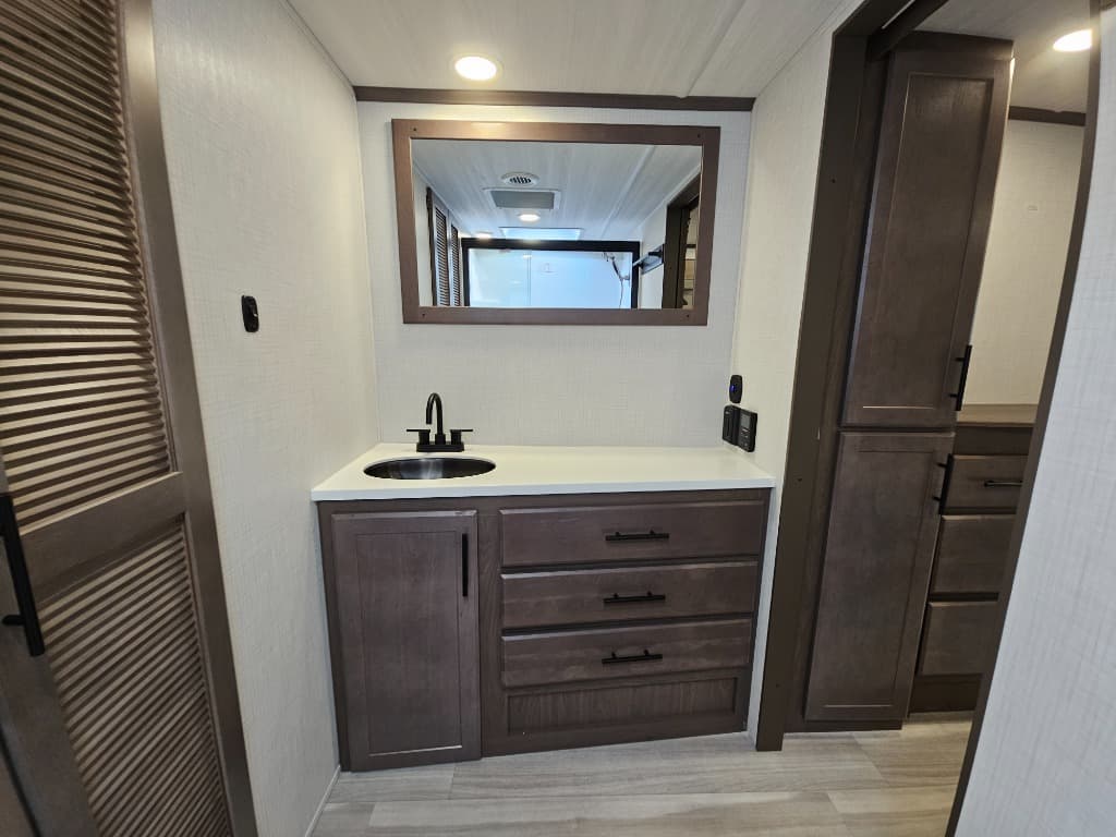 2026 Keystone RV 2026 Keystone RV Cougar - thumbnail 49