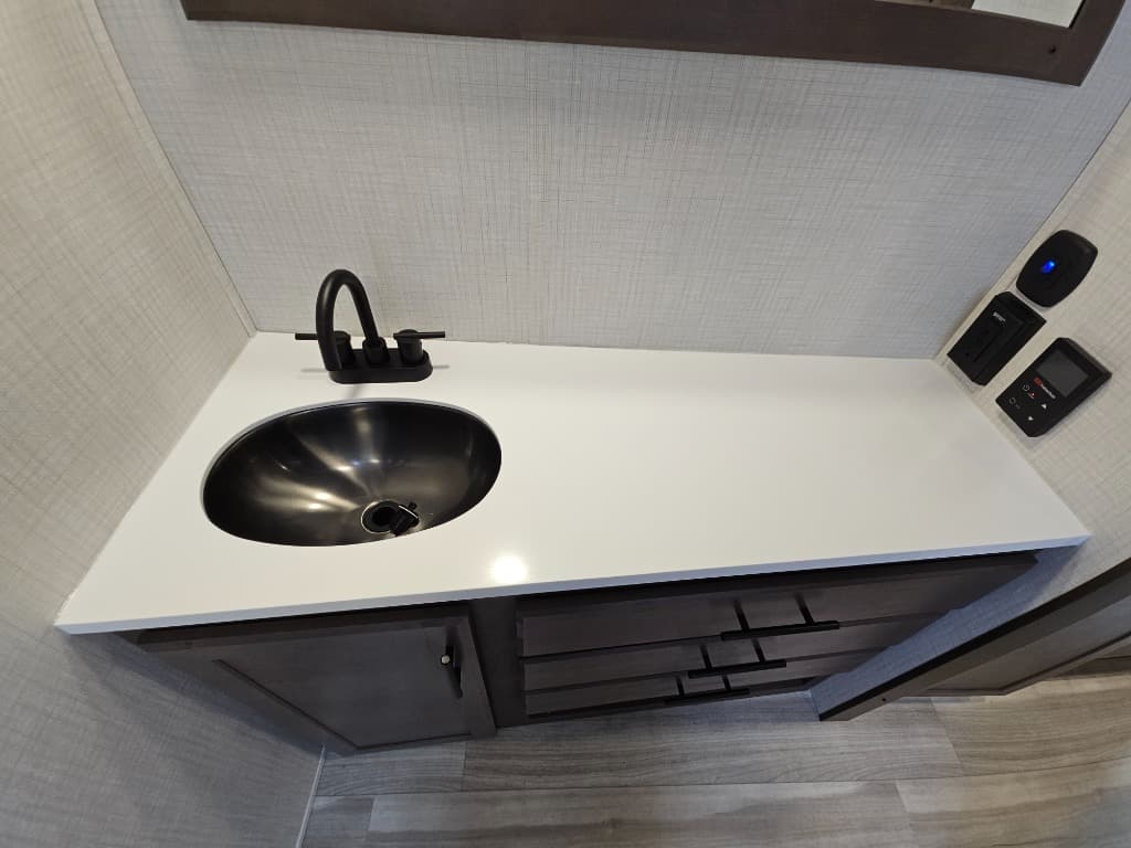 2026 Keystone RV 2026 Keystone RV Cougar - thumbnail 50