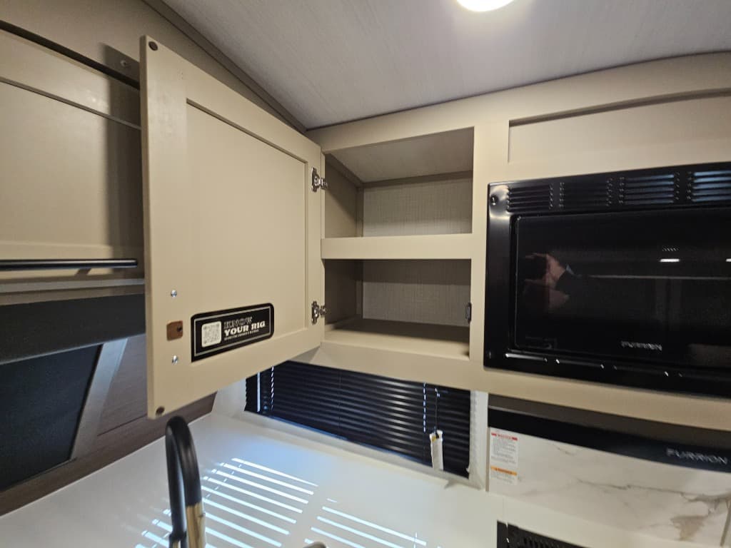 2026 Keystone RV 2026 Keystone RV Cougar Half-Ton - thumbnail 22