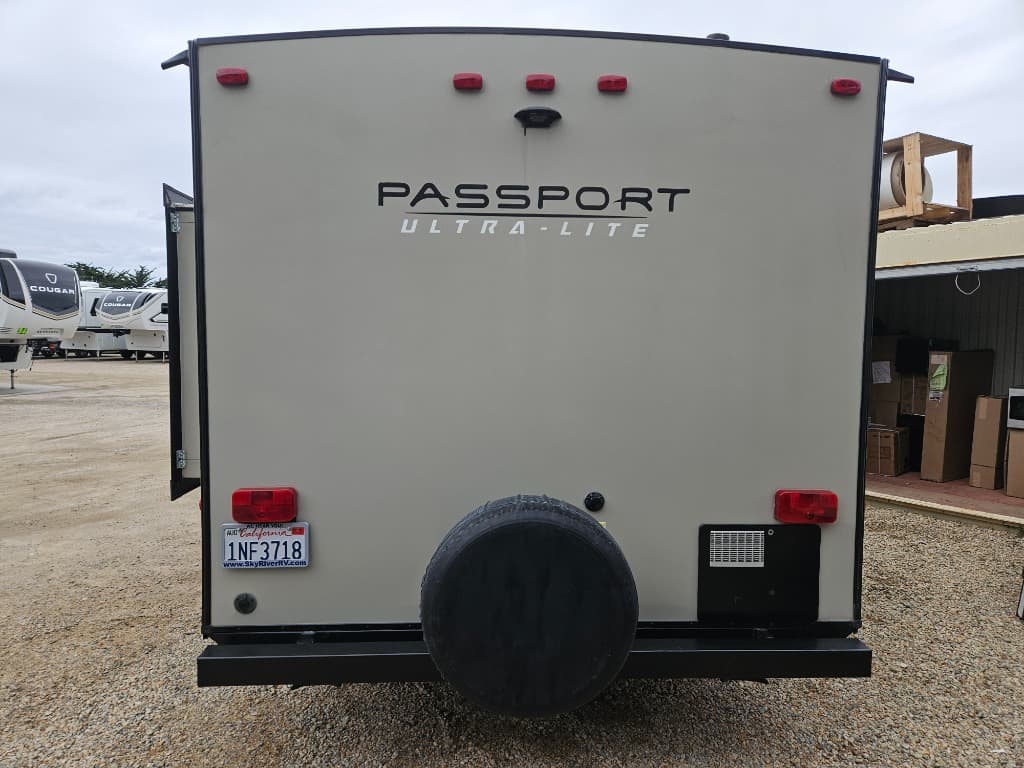 2019 Keystone RV 2019 Keystone RV Passport Express - thumbnail 3
