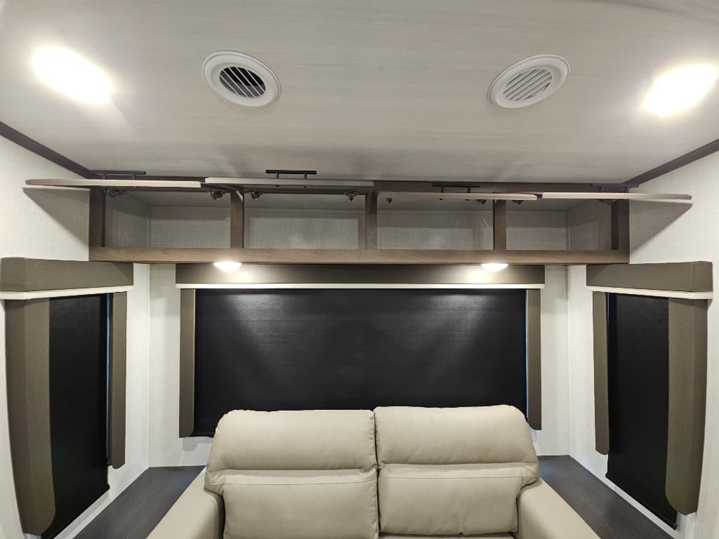 2026 Keystone RV 2026 Keystone RV Cougar Half-Ton - thumbnail 17