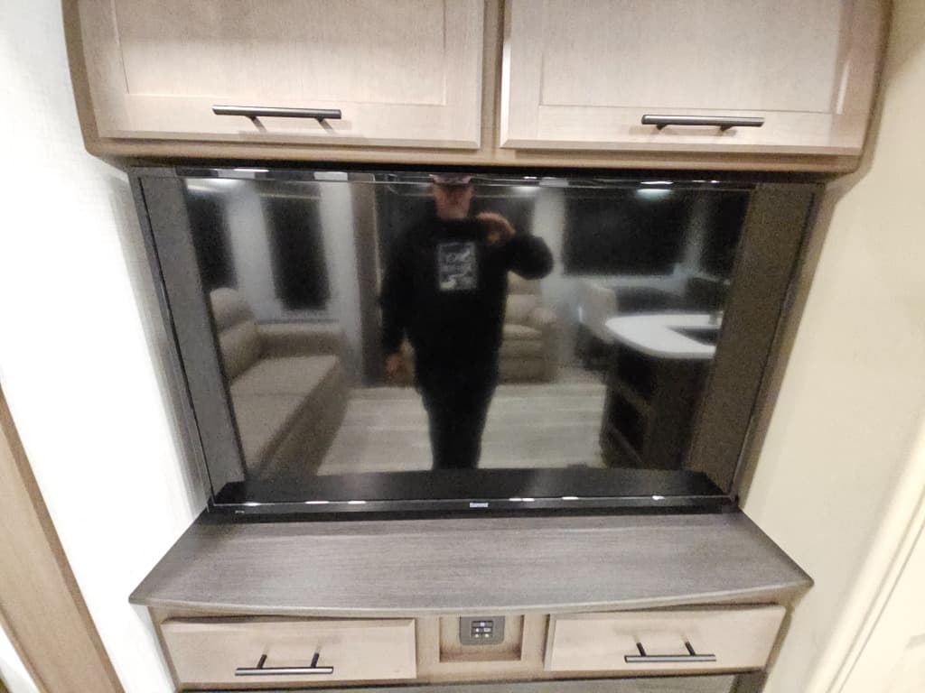 2026 Keystone RV 2026 Keystone RV Cougar Half-Ton - thumbnail 21