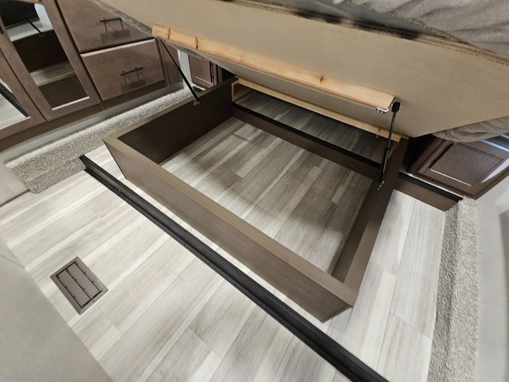 2026 Keystone RV 2026 Keystone RV Cougar Half-Ton - thumbnail 46