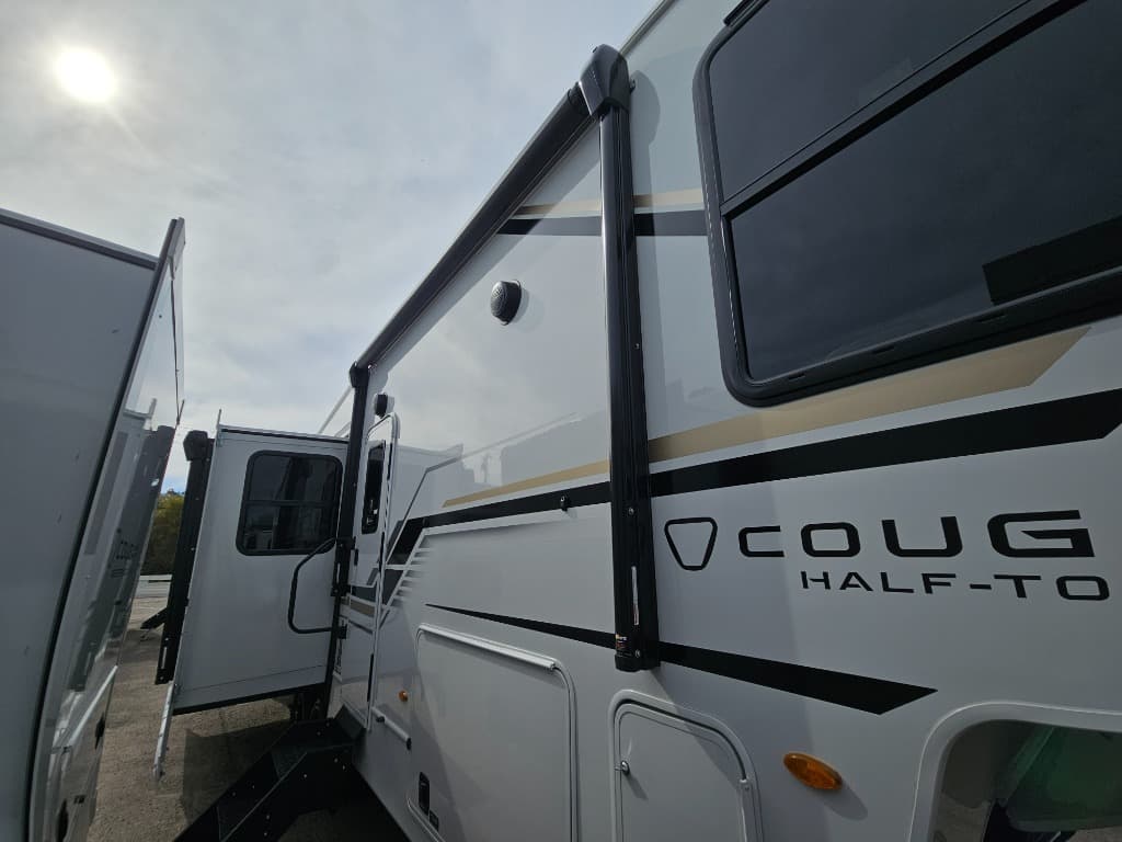 2026 Keystone RV 2026 Keystone RV Cougar Half-Ton - thumbnail 53