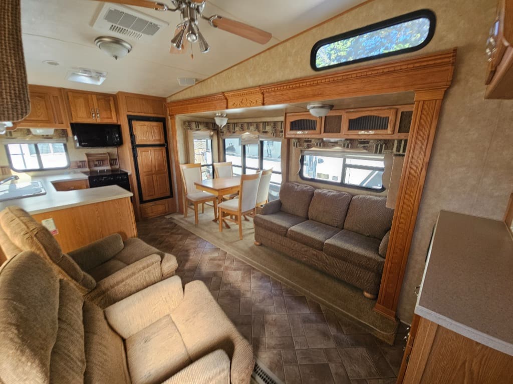 2008 Forest River 2008 Forest River Cardinal - thumbnail 7