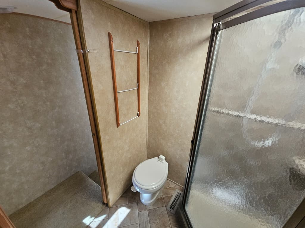 2008 Forest River 2008 Forest River Cardinal - thumbnail 36